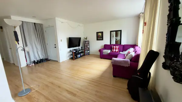 21 Mitre PL, Toronto W09, ON M9R 3C5