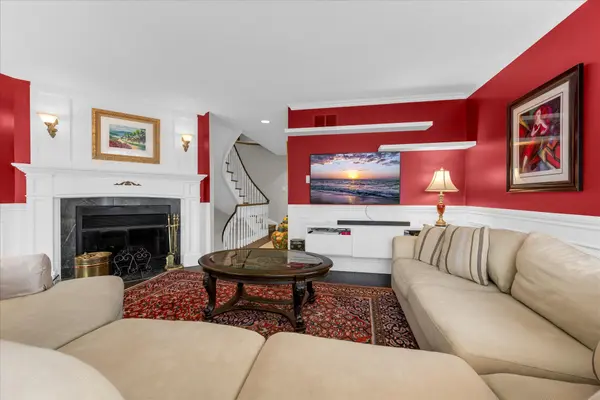 47 Windhaven PL, Oakville, ON L6L 6L1