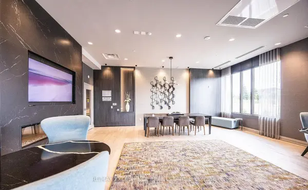 95 Dundas ST W #118, Oakville, ON L6M 5N4