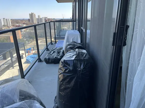 3009 Novar RD #1002, Mississauga, ON L5B 0P9