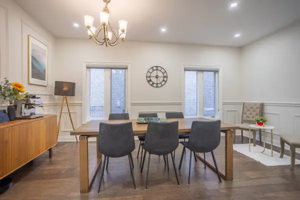 2434 Blue Holly CRES, Oakville, ON L6M 4V4