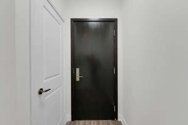 80 Absolute AVE #2111, Mississauga, ON L4Z 0A4