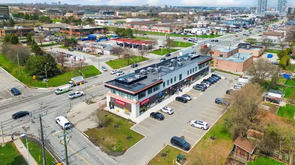 358 Speers RD #101, Oakville, ON L6K 3R9