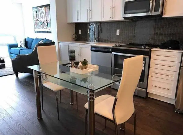 510 Curran PL #2406, Mississauga, ON L5B 0J8