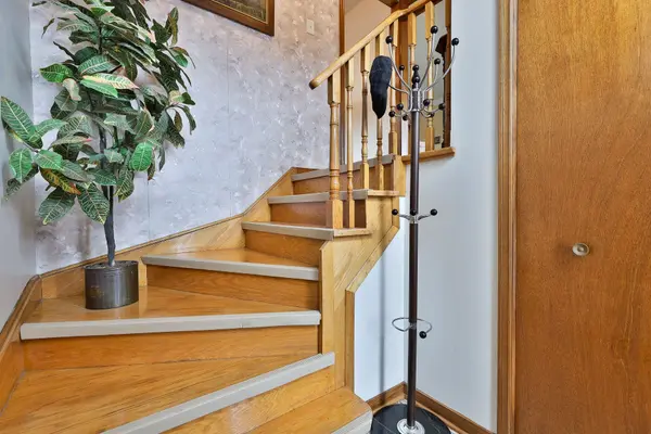 101 Benjamin Boake TRL, Toronto W05, ON M3J 3C8