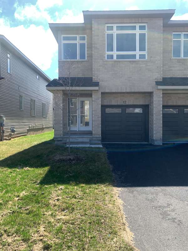 12 Wylie WAY, Carleton Place, ON K7C 0C4