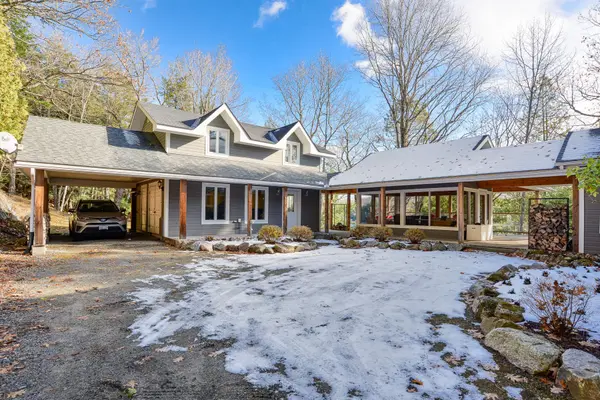 1009-2 Arts RD, Lake Of Bays, ON P0A 1H0