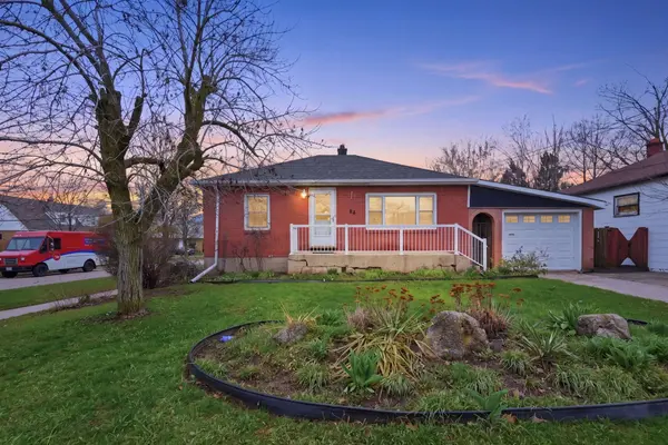 54 Bingham RD, Hamilton, ON L8Y 1N4