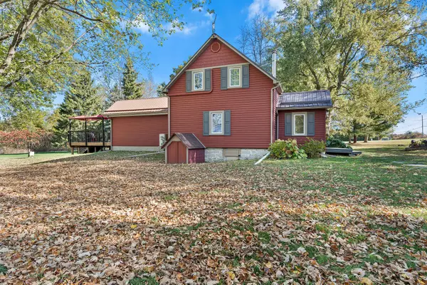 199 North Shore RD, Frontenac Islands, ON K7G 2V6