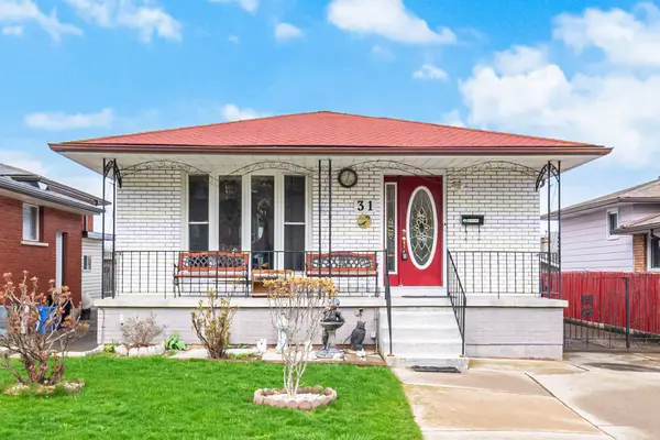 31 Summercrest DR, Hamilton, ON L8K 6G5