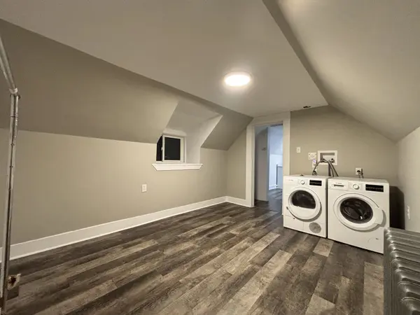 1091 Highland Ave AVE #1, Windsor, ON N9A 1R6