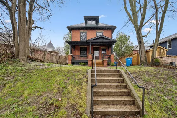 45 Paisley ST, Guelph, ON N1H 2N7