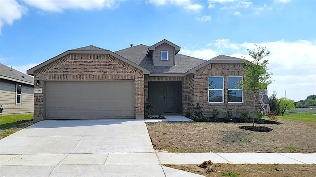 11137 LONE RANGER Lane, Fort Worth, TX 76036