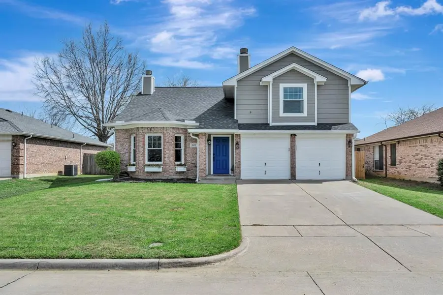 1619 Merritt Drive, Mansfield, TX 76063