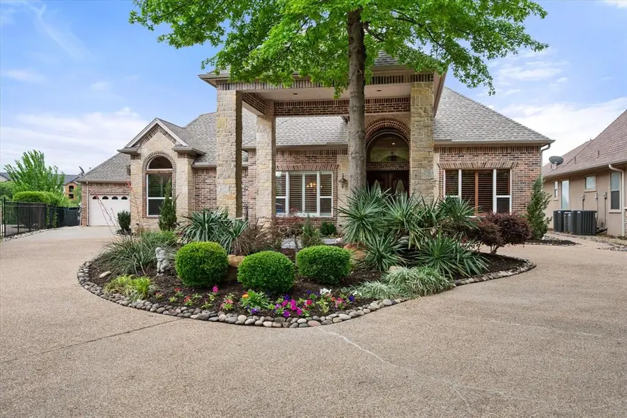 6304 Estates Lane, Fort Worth, TX 76137