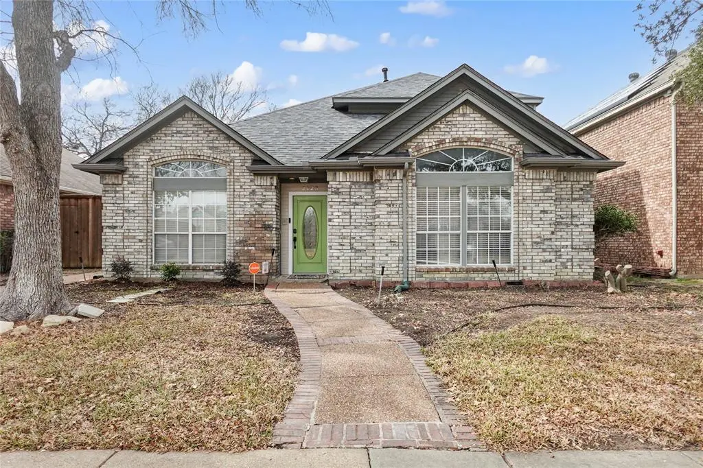 2123 Daniel Way, Carrollton, TX 75006