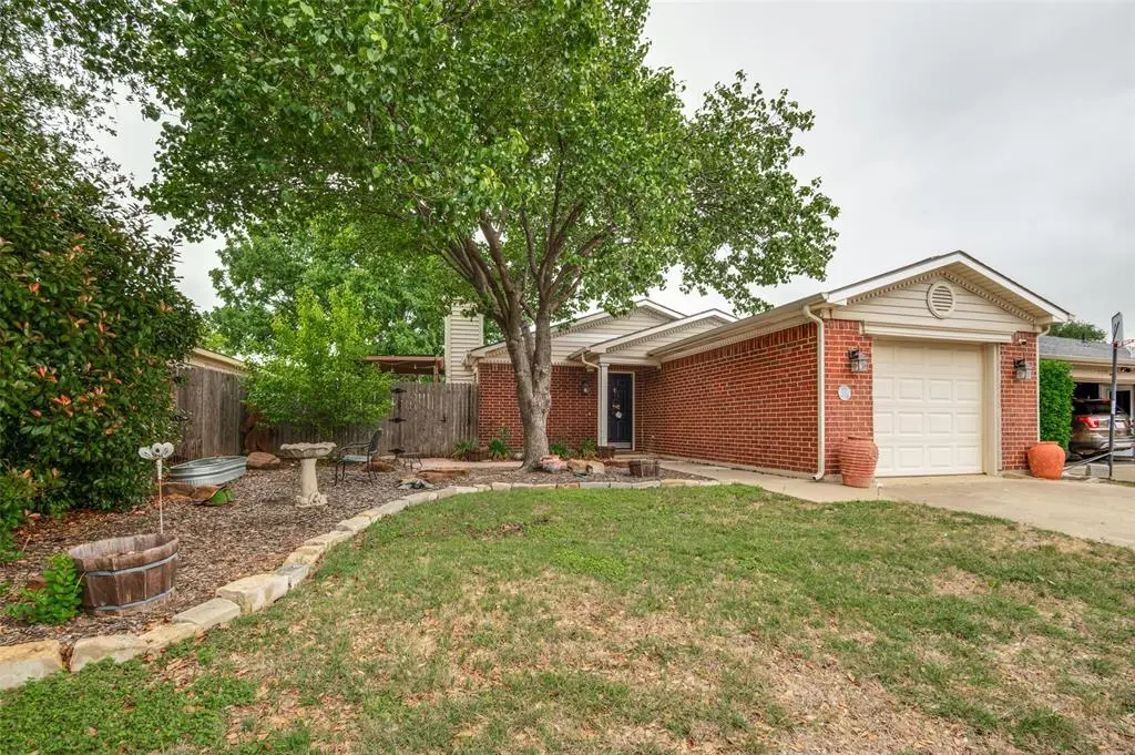5624 Northfield Drive, Fort Worth, TX 76179