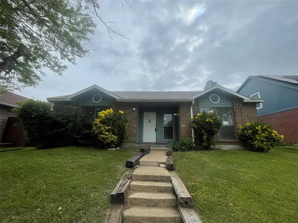 9415 Rutherglen Drive, Dallas, TX 75227