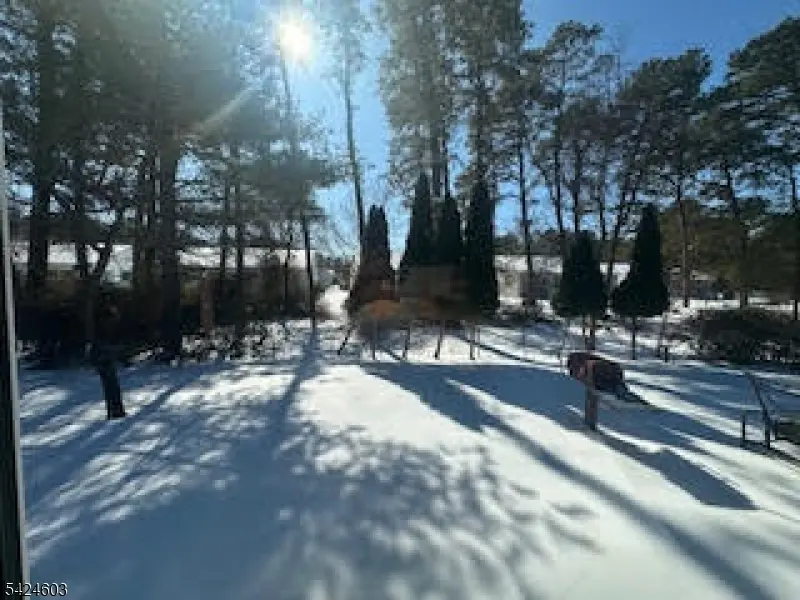 56 Auburn Rd, Berkeley Twp., NJ 08757