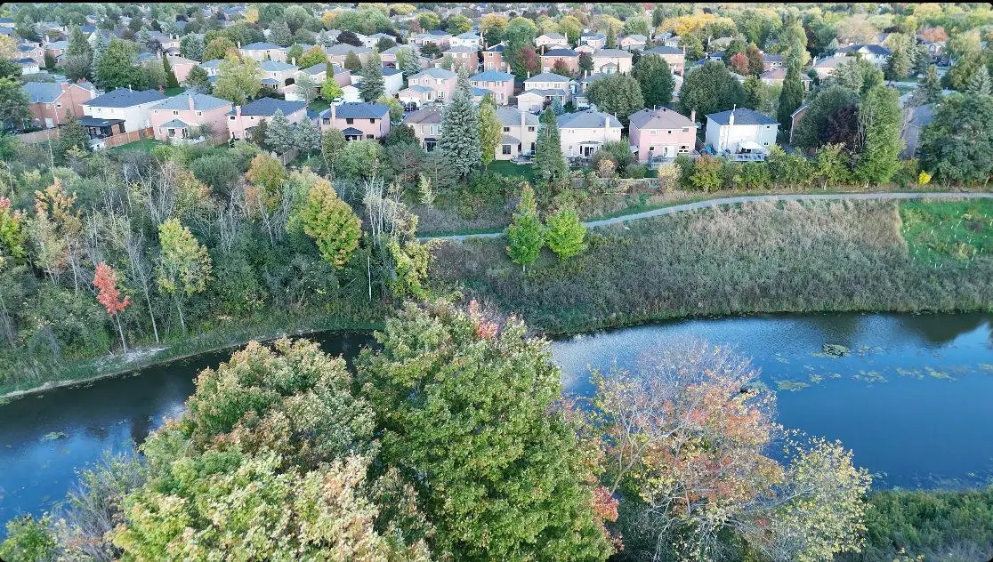 69 St Michaels CRES, Caledon, ON L7E 5Y9