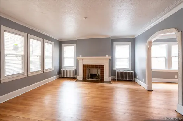 2696 Webb ST, Detroit, MI 48206