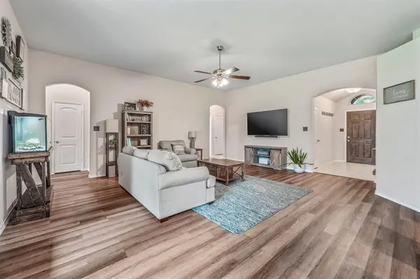 4304 Lucero Drive, Granbury, TX 76048