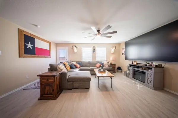 14128 Golden Bridge Drive, Pilot Point, TX 76258