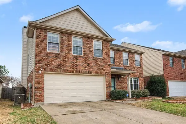 5016 Meridian Lane, Fort Worth, TX 76244