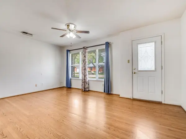 1818 N Place, Plano, TX 75074