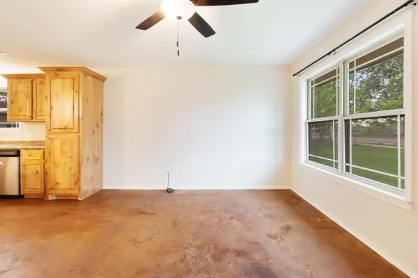 525 19th Street NW, Paris, TX 75460