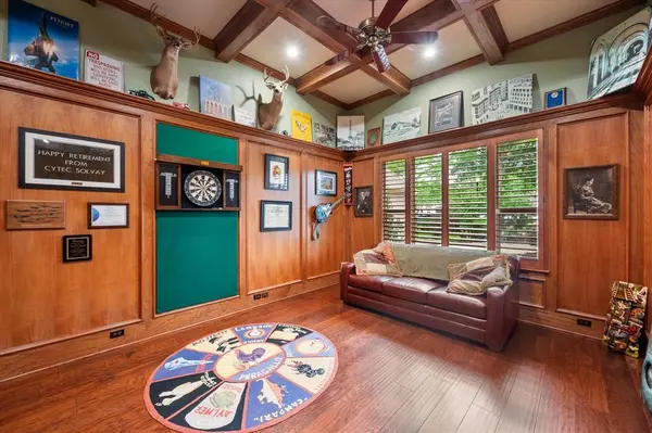 6304 Estates Lane, Fort Worth, TX 76137