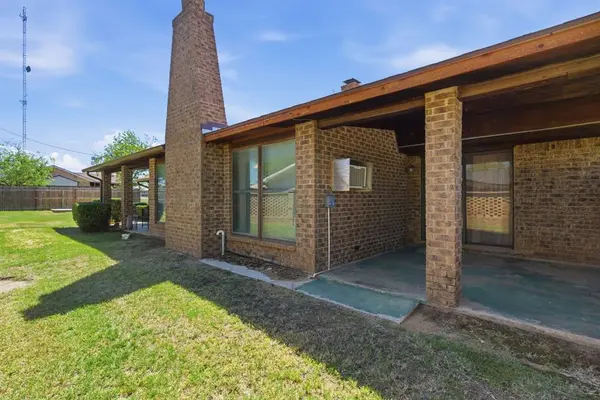 2304 Sha Lane, Breckenridge, TX 76424