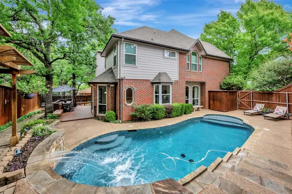 8555 Shadybrooke Court, North Richland Hills, TX 76182