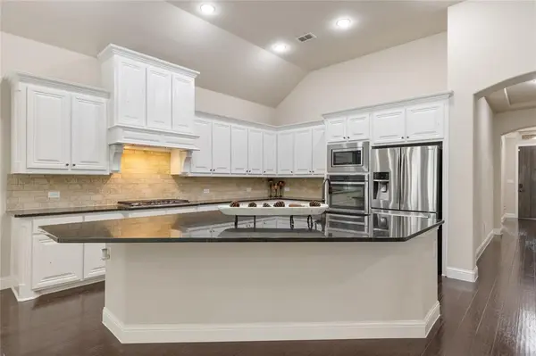 5876 Austin Waters, The Colony, TX 75056