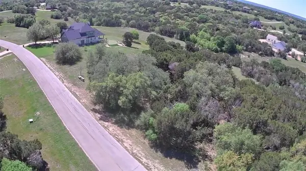 8136 Retreat Boulevard, Cleburne, TX 76033