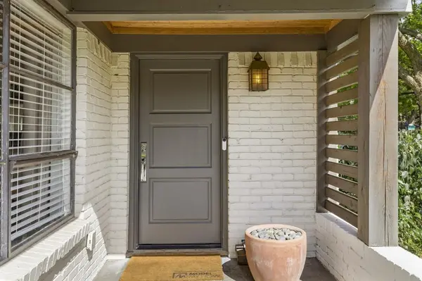 6467 Danbury Lane, Dallas, TX 75214