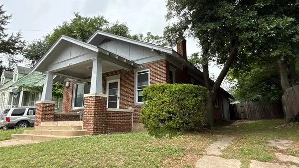 2611 Pine Street, Dallas, TX 75215