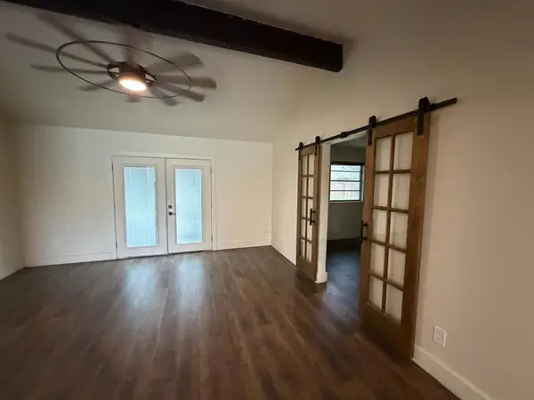 301 Bernice Court, Burleson, TX 76028