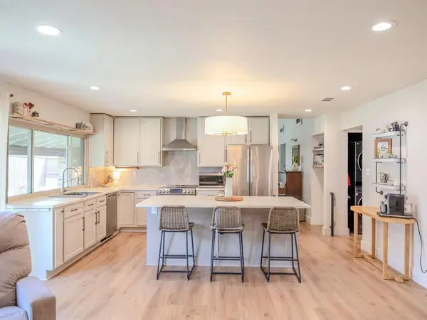 2207 Marble Falls Drive, Carrollton, TX 75007