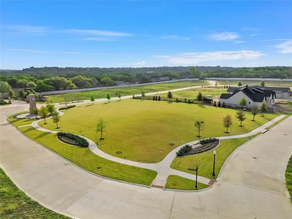 69 Pinehurst Drive, Woodway, TX 76712