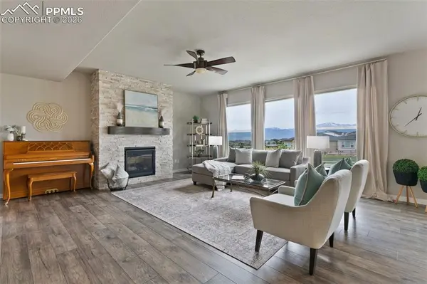 10112 Thrive LN, Colorado Springs, CO 80924