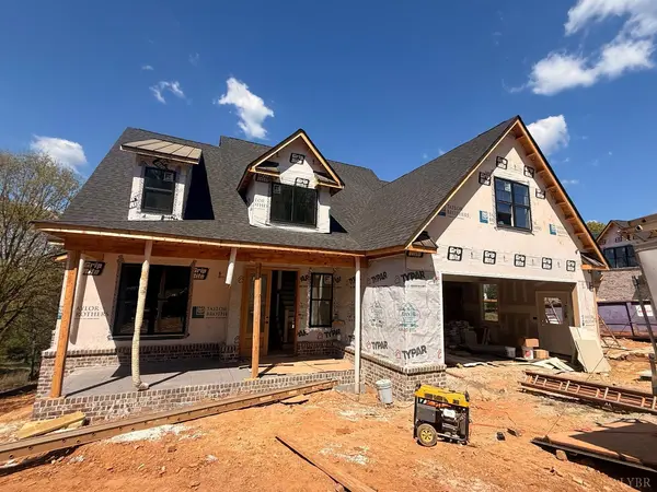 8 Wingfield DR, Goode, VA 24556