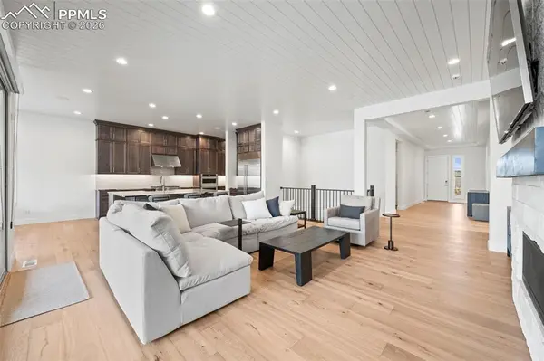 3474 Crest Hollow VW, Colorado Springs, CO 80904