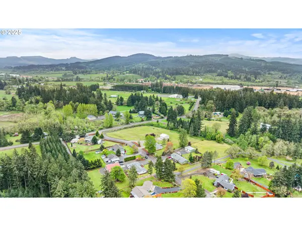 30434 SANTIAM RIVER RD, Lebanon, OR 97355