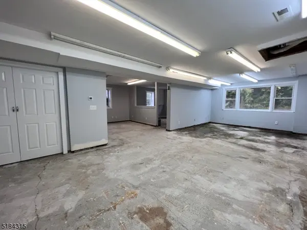 13 US 206, Sandyston Twp., NJ 07826