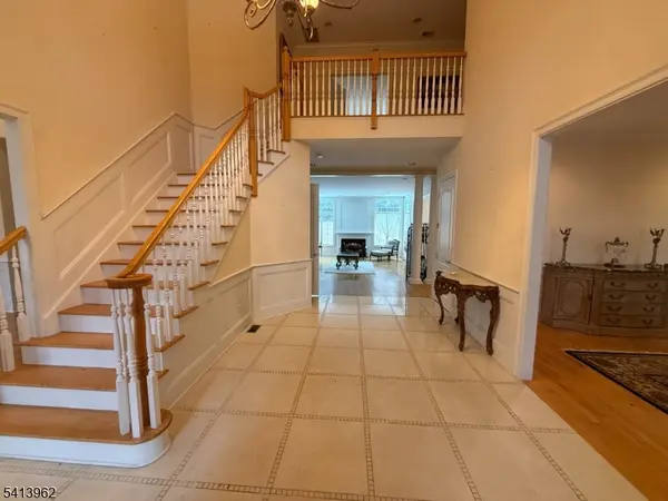 6 Trout Brook Ct, Chester Twp., NJ 07930