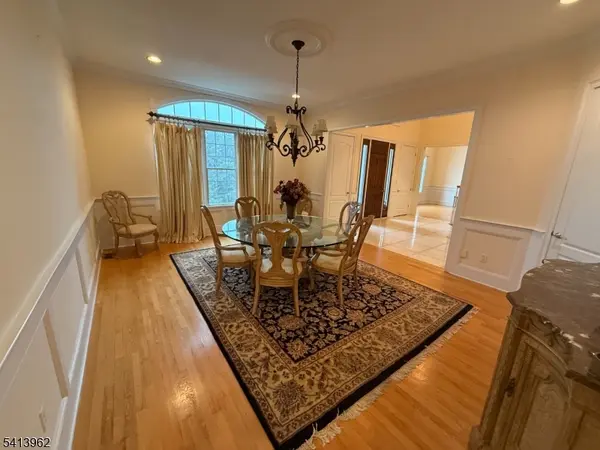 6 Trout Brook Ct, Chester Twp., NJ 07930