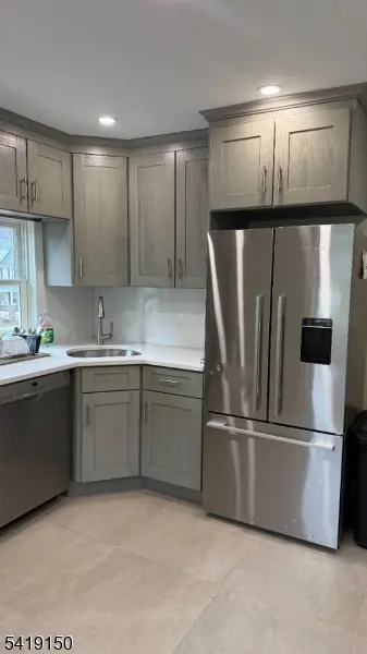 25 Mountain Ave, North Plainfield Boro, NJ 07060