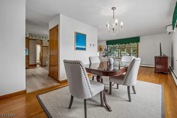 54 Briarhill Rd, Cedar Grove Twp., NJ 07009