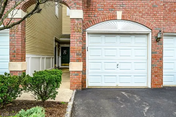 106 Rock Creek Dr, Clifton City, NJ 07014